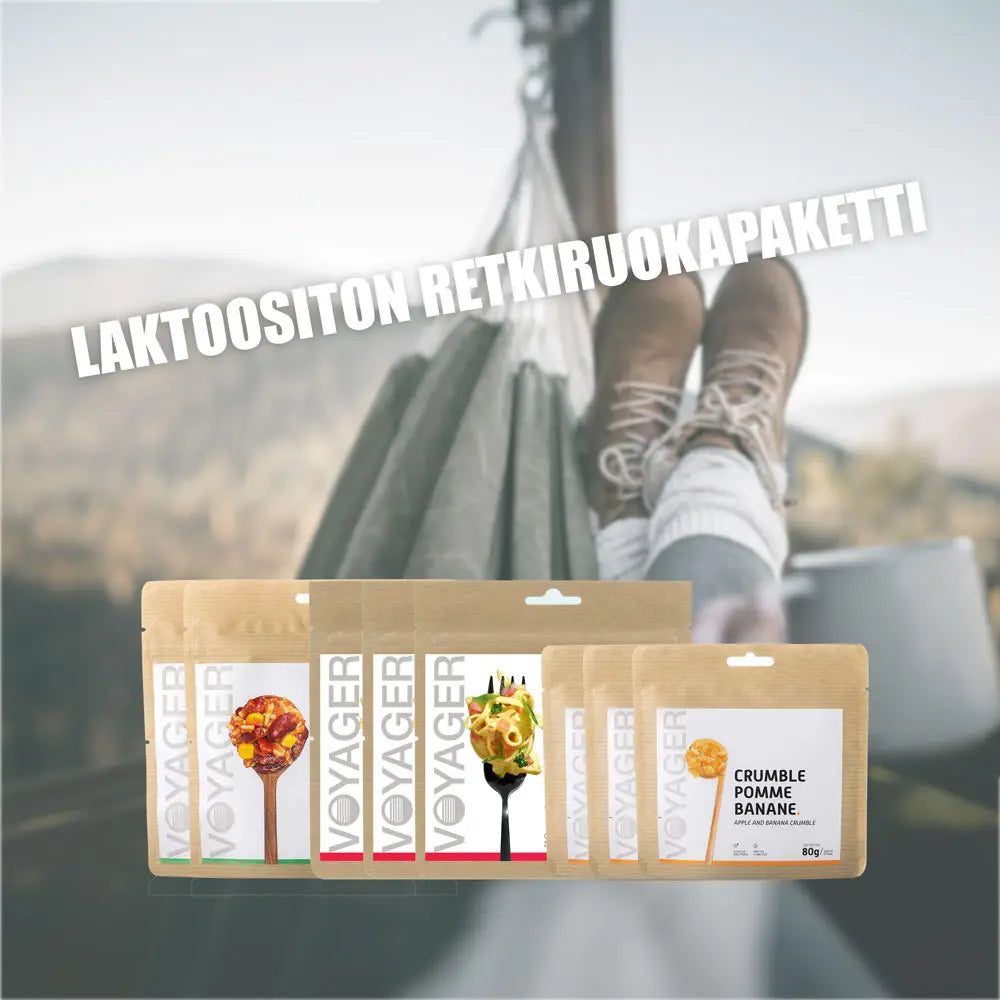 Laktoositon retkiruokapaketti, taustalla riippumatossa olevan ihmisen jalati